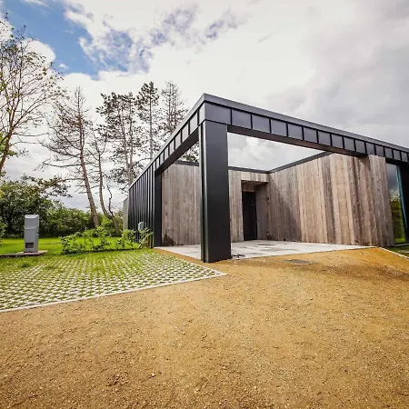 Maison Sauvage Super Modern Near
