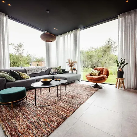 Maison Sauvage Super Modern Near *